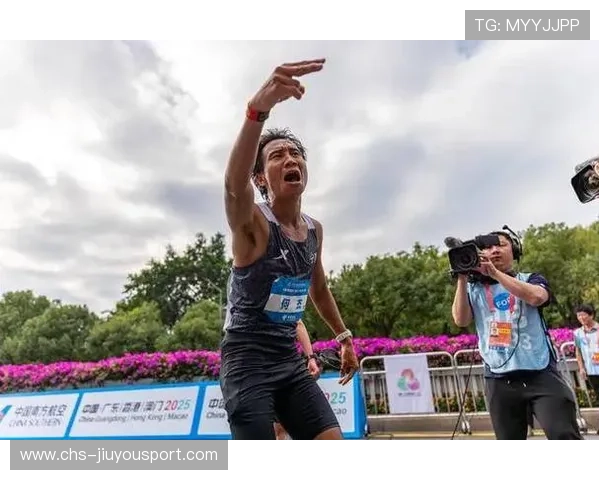 马拉松全程领跑却在终点摔倒痛失冠军